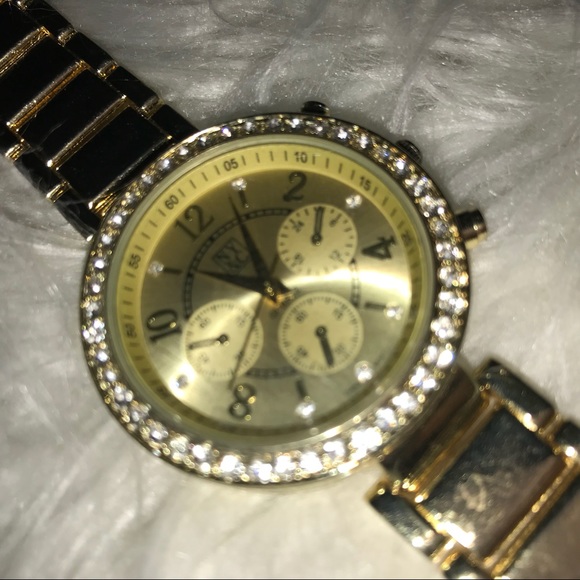 NY&C Gold Watch with Diamonds, Extension & Case. - Picture 5 of 6